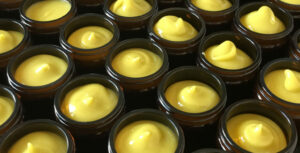 Βάζα με κρέμα προσώπου 